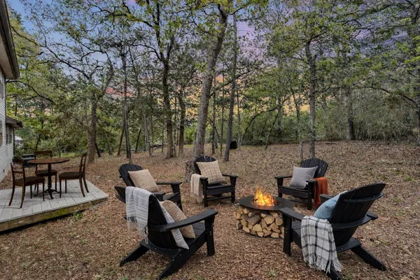 $2,695 | 104 Upolu Court, Bastrop, TX 78602