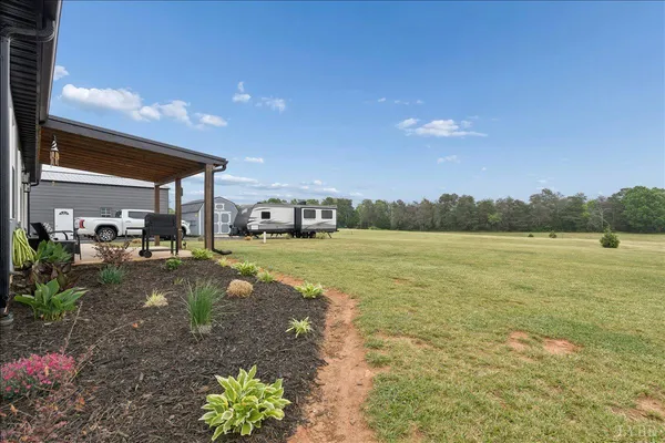 $368,000 | 578 Collins Ferry Road, Gladys, VA 24554