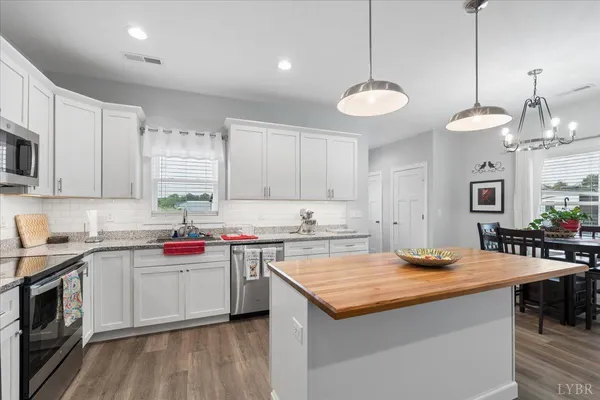 $368,000 | 578 Collins Ferry Road, Gladys, VA 24554