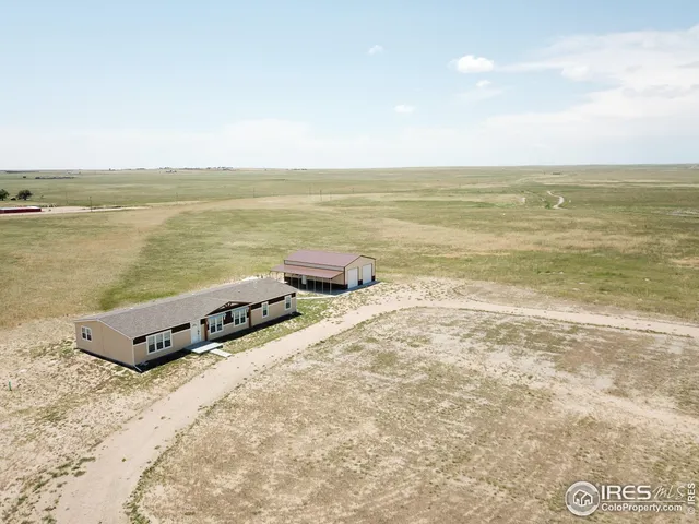 $600,000 | 34211 County Road 83, Briggsdale, CO 80611