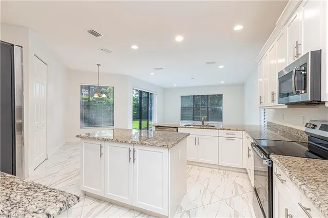 $1,499,000 | 13852 Luna Drive, Naples, FL 34109