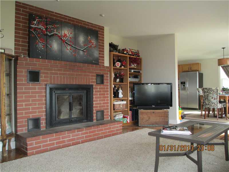 225 Waterville Road Belfast, ME 04915 - Photo 18 of 35 Living Room.