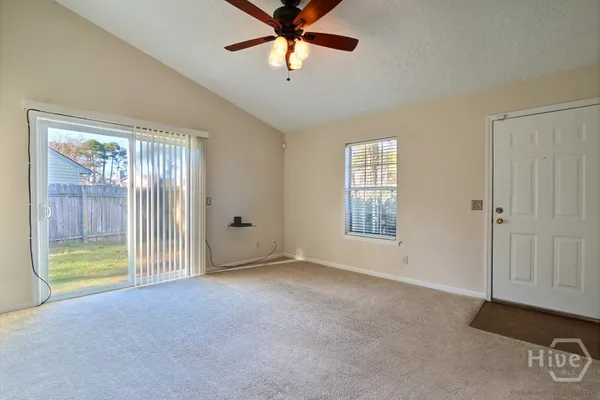 $1,900 | 307 Mapmaker Lane, Savannah, GA 31410