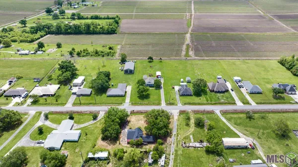 $249,900 | 319 Isle Of Cuba Road, Schriever, LA 70395