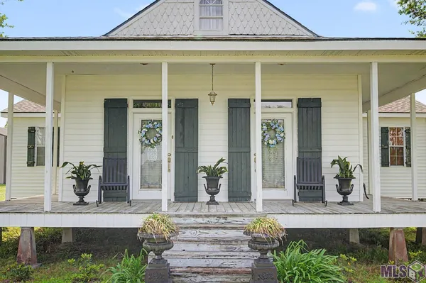 $249,900 | 319 Isle Of Cuba Road, Schriever, LA 70395