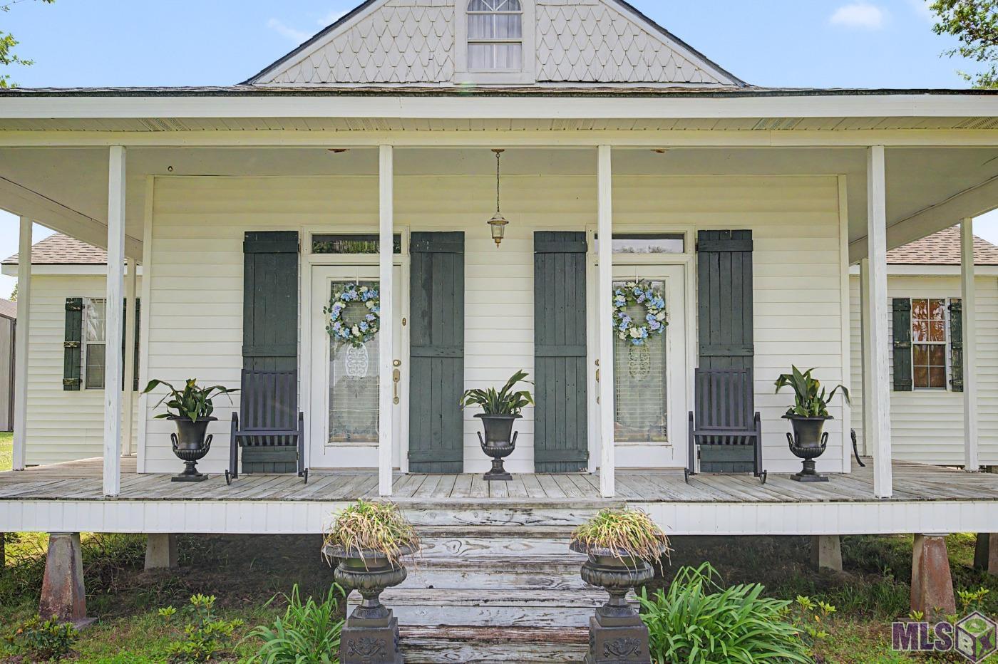 319 Isle Of Cuba Road Schriever, LA 70395 - Photo 4 of 36