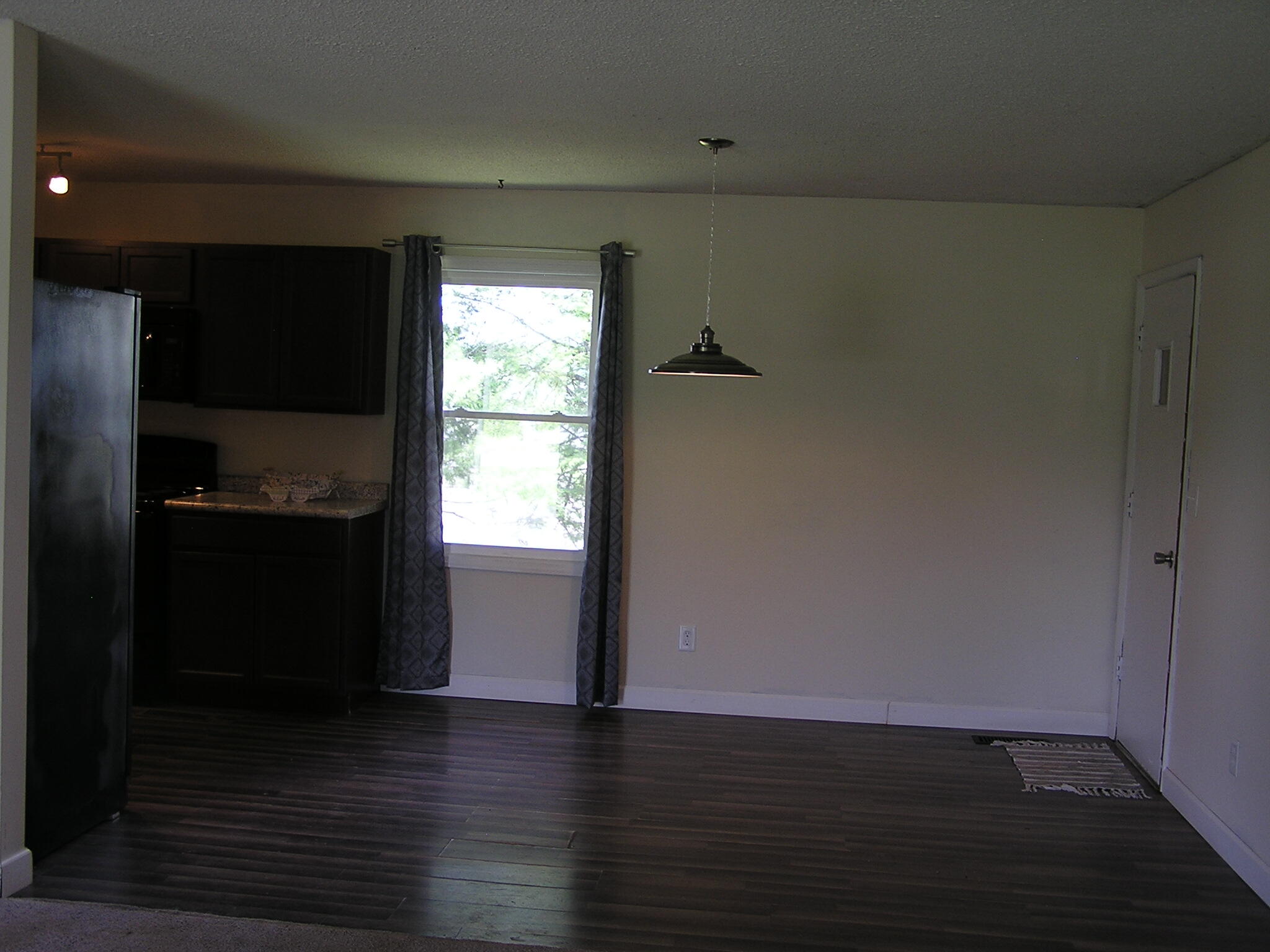 1400 Ben Gamble Road Jonesborough, TN 37659 - Photo 5 of 12 Kitchen/Dining