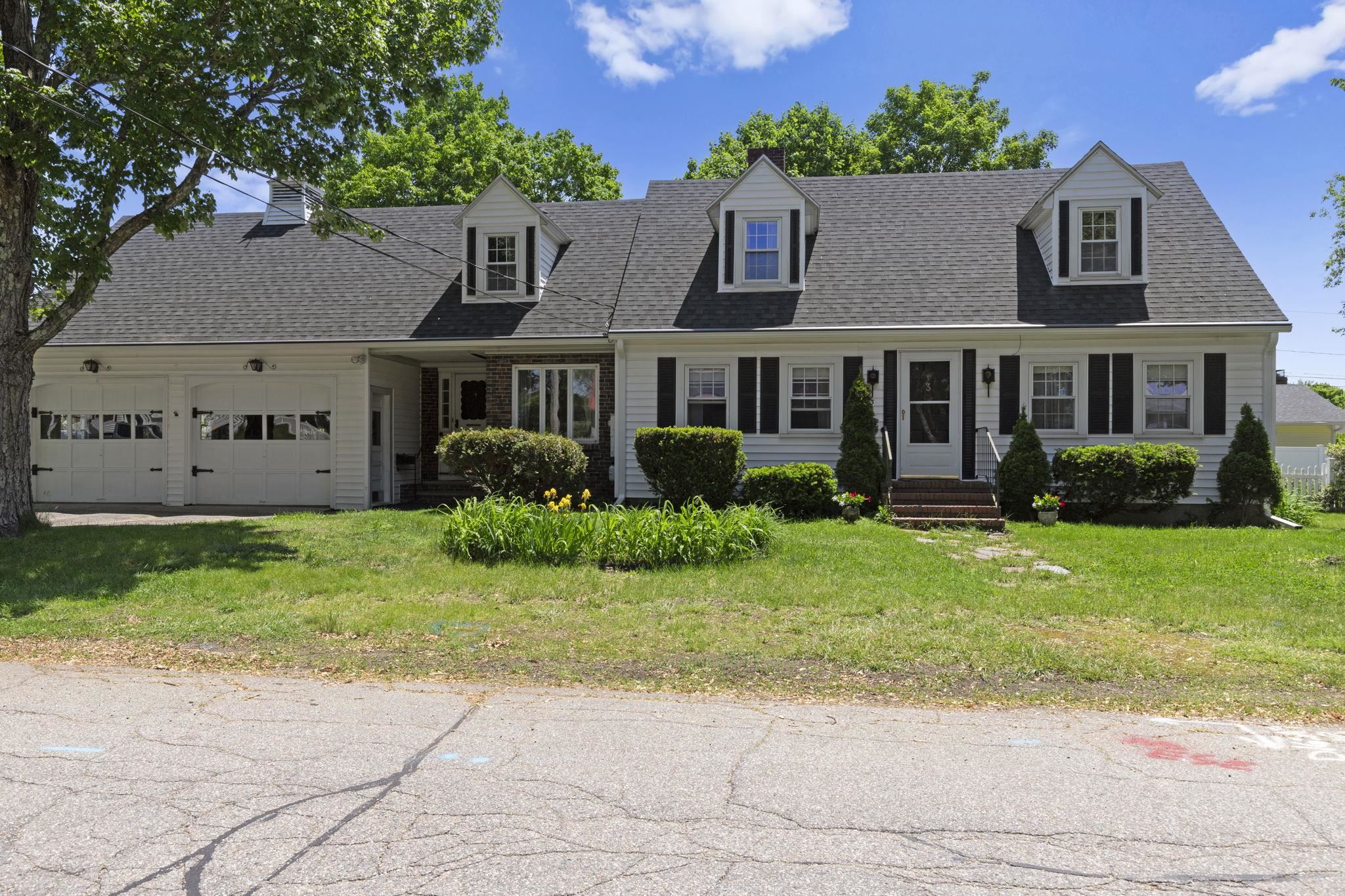 3 Patton Street Rochester, NH 03867 - Photo 1 of 47
