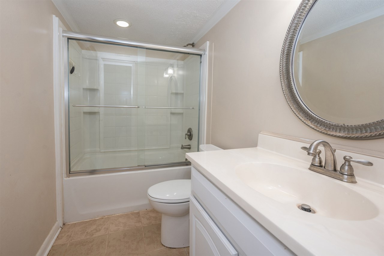 4000 Castle Court Raleigh, NC 27613 - Photo 21 of 29 Photo 21