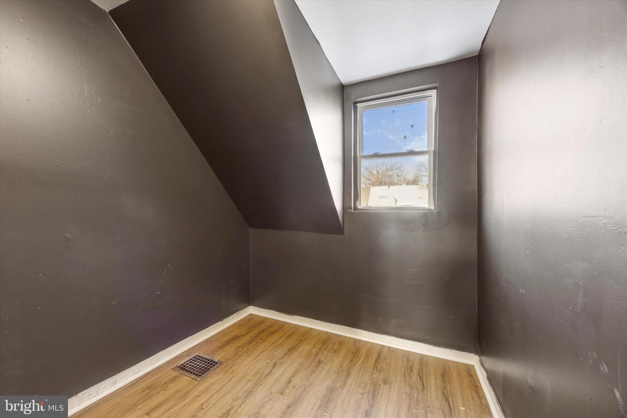 1211 Thomas Street Chester, PA 19013 - Photo 13 of 14