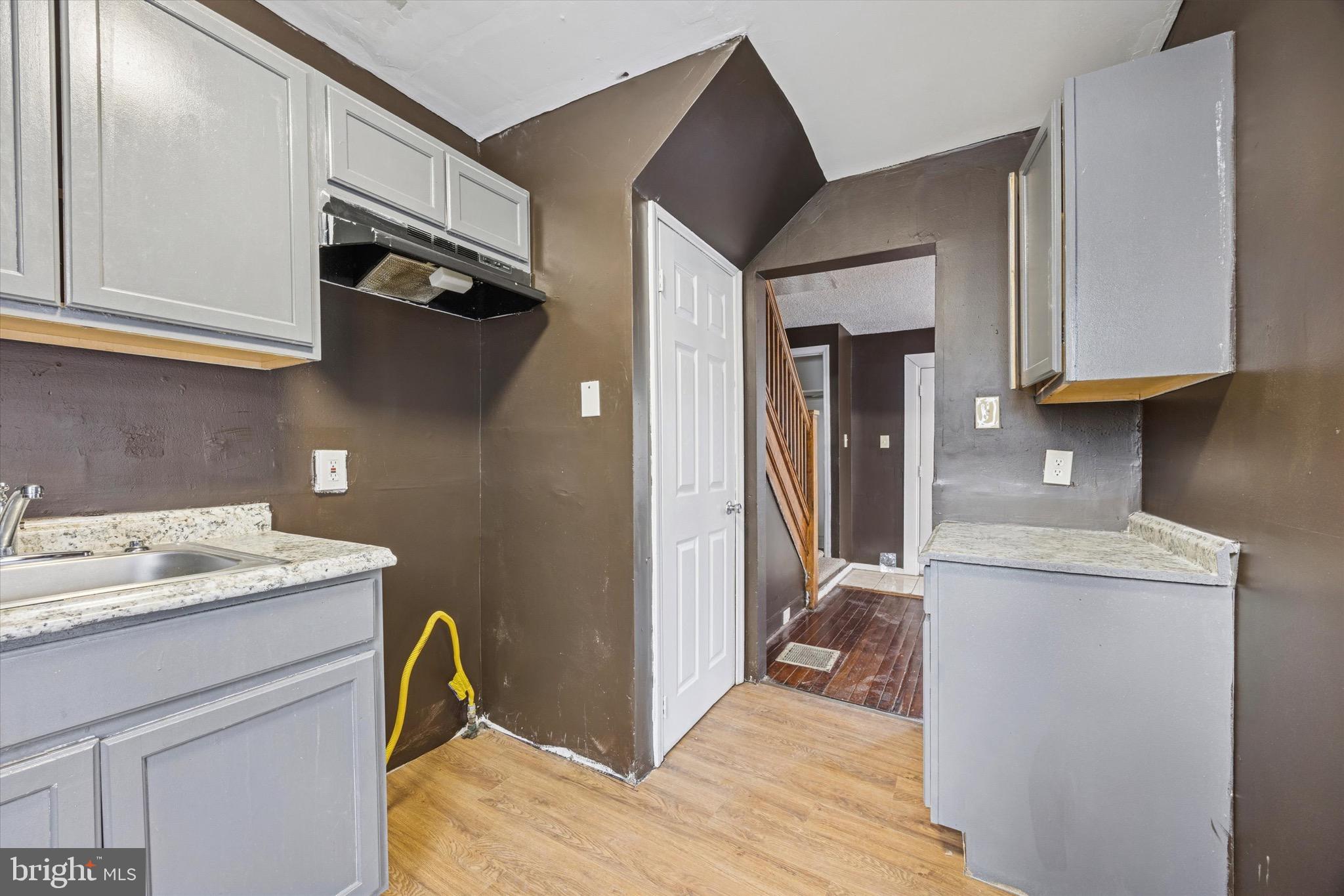 1211 Thomas Street Chester, PA 19013 - Photo 9 of 14