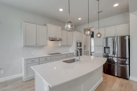$550,000 | 359 Raptor Beak Way, Cedar Creek, TX 78612