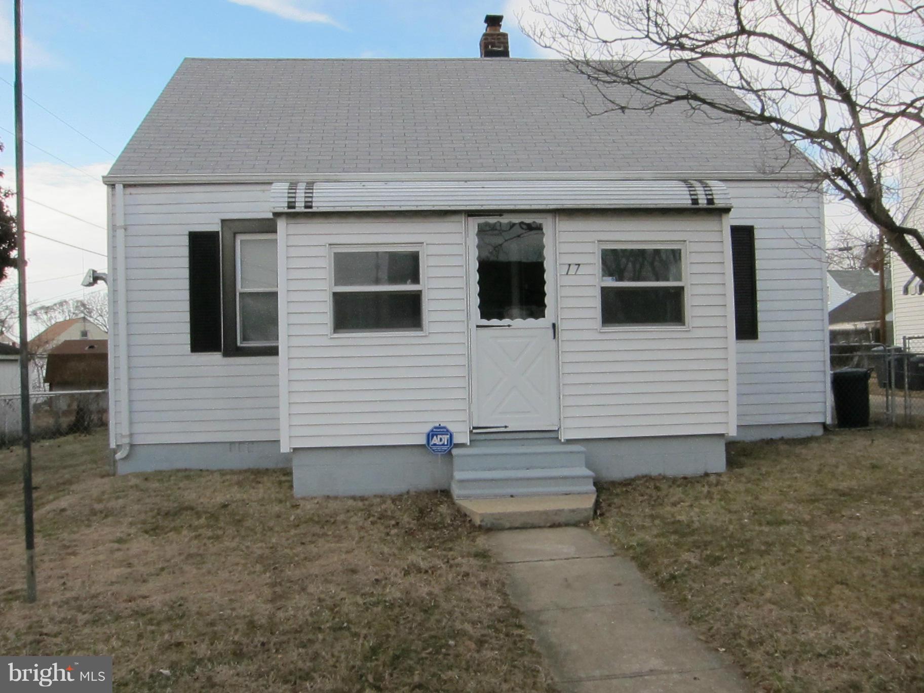 17 Avenal Road Baltimore, MD 21221 - Photo 1 of 8 Exterior (Front)