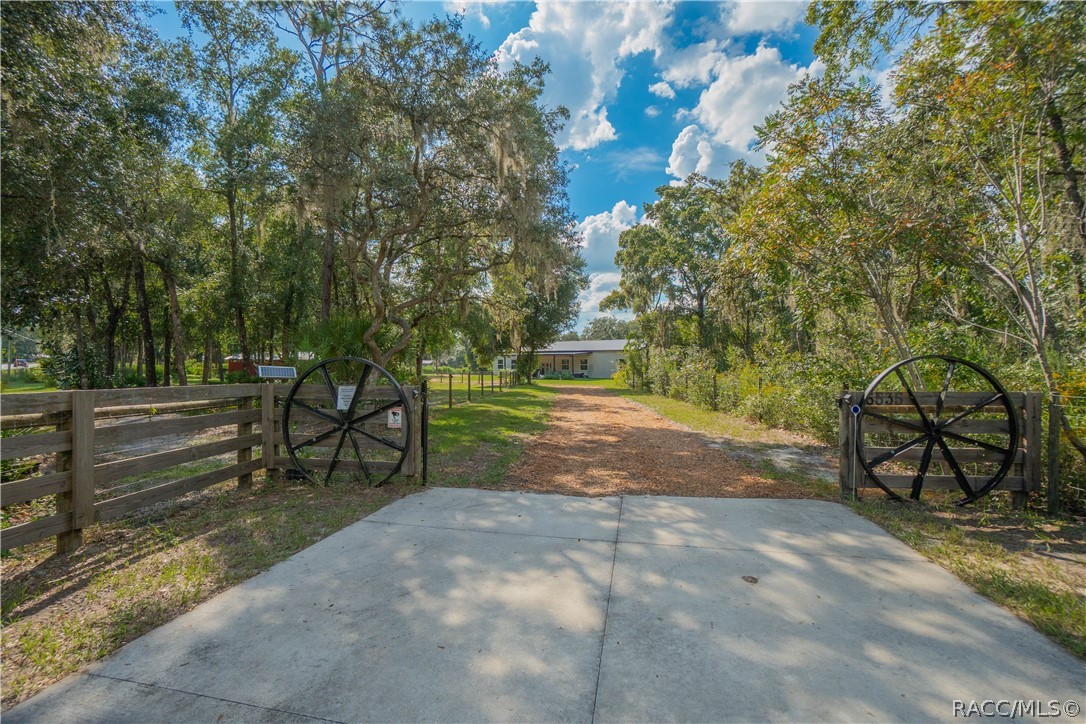6535 East Turner Camp Road Inverness, FL 34453 - Photo 2 of 80 Gallery Image 2