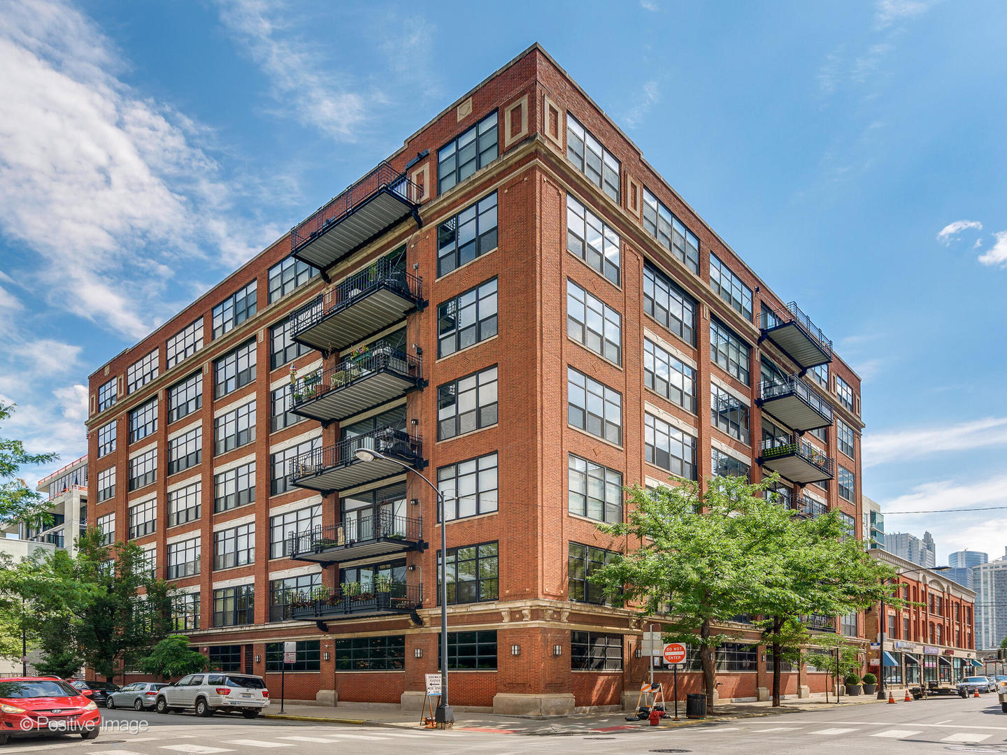 850 West Adams St Unit 7B  