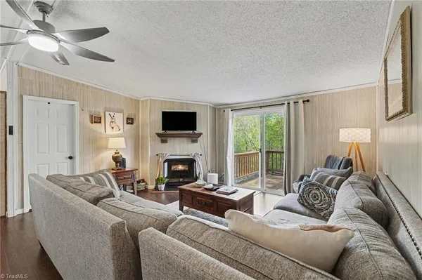 $218,000 | 1375 Ward Road, Sandy Ridge, NC 27046