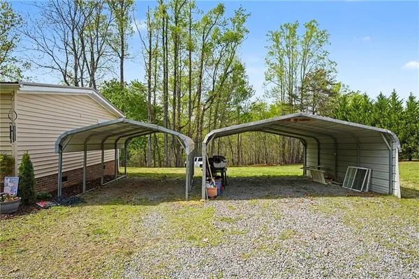 $218,000 | 1375 Ward Road, Sandy Ridge, NC 27046