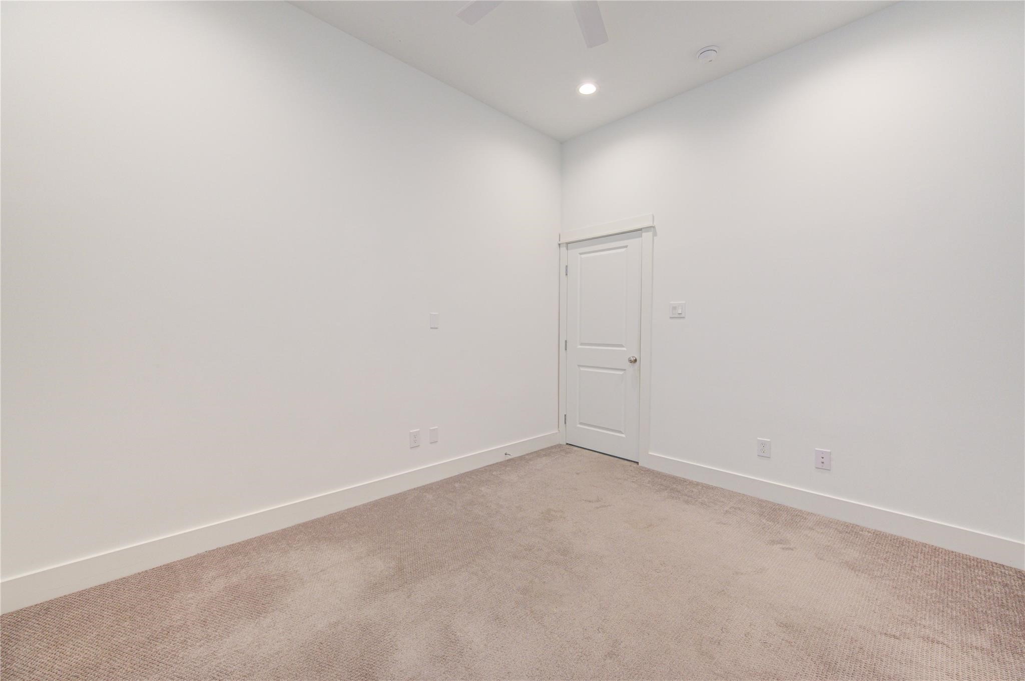 564 Janisch Road Houston, TX 77018 - Photo 16 of 24 Gallery Image 16