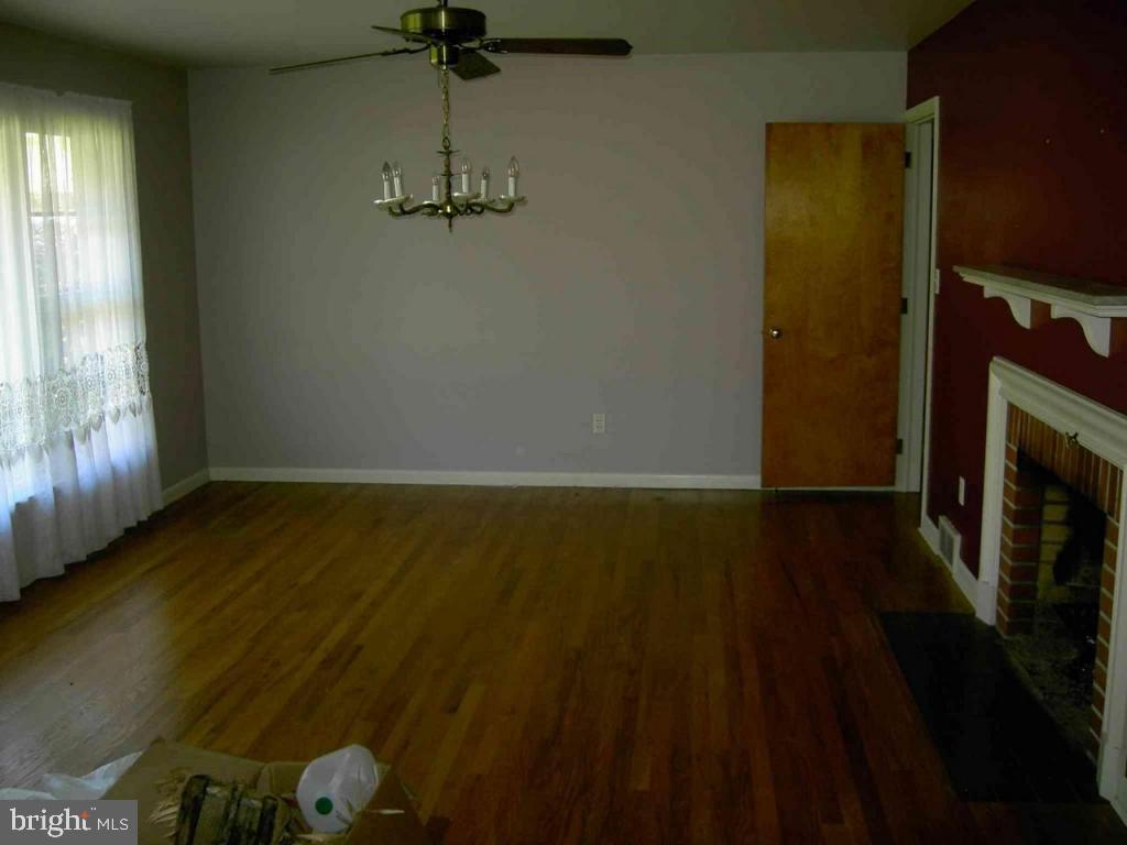 18 Runyon Road Hummelstown, PA 17036 - Photo 3 of 11 Gallery Image 3