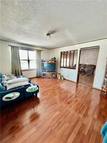 $205,000 | 3284 South M Highway, Schell City, MO 64783