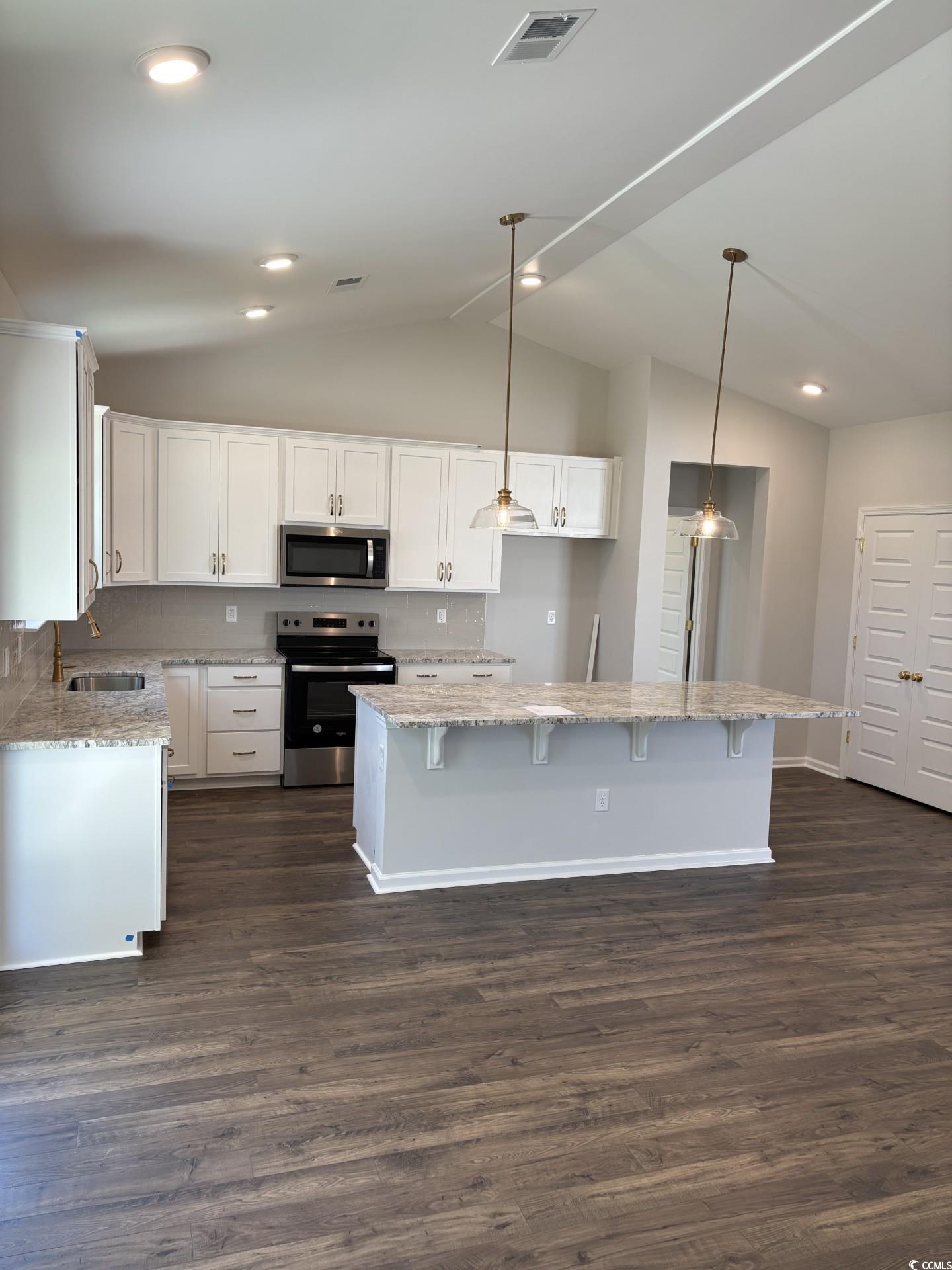 183 Glengrove Lane Murrells Inlet, SC 29576 - Photo 14 of 38 Gallery Image 14