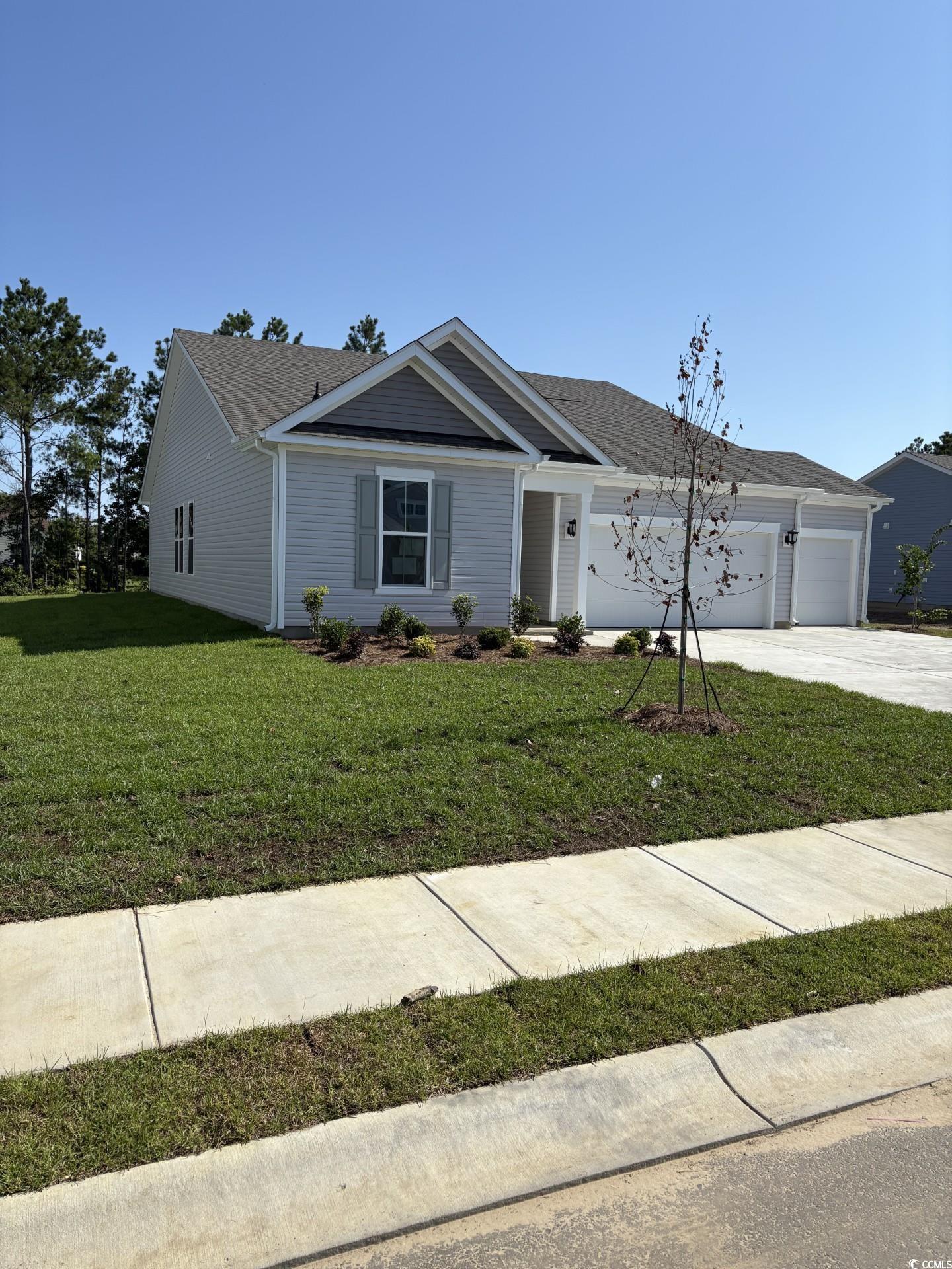 183 Glengrove Lane Murrells Inlet, SC 29576 - Photo 3 of 38 Gallery Image 3