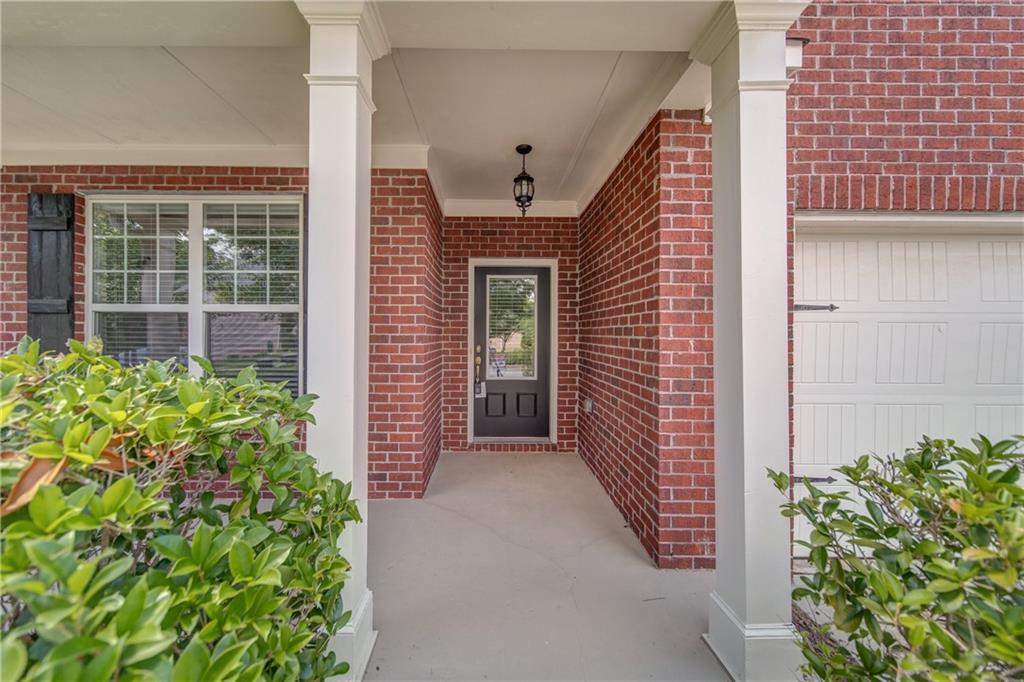 9950 Autry Vue Lane Alpharetta, GA 30022 - Photo 2 of 51