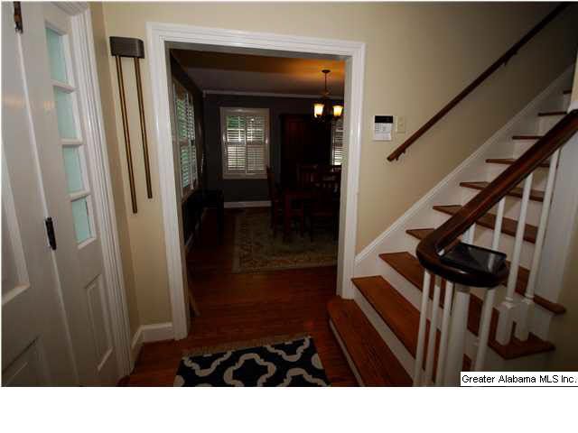 910 Saulter Road Birmingham, AL 35209 - Photo 2 of 30