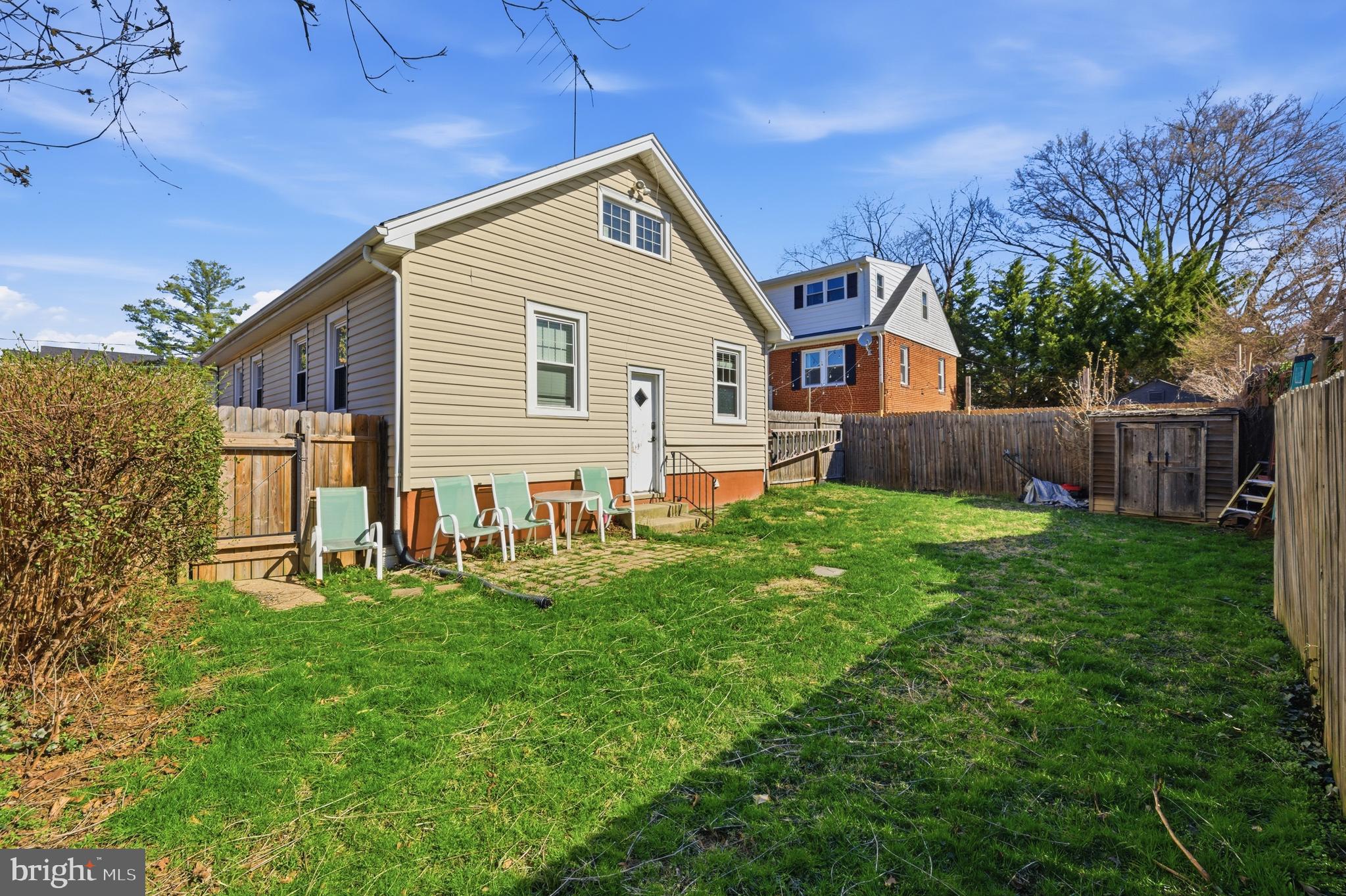 5114 19th Road North Arlington, VA 22207 - Photo 2 of 11