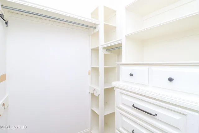 $560,000 | 220 Vintage Drive, Madison, MS 39110