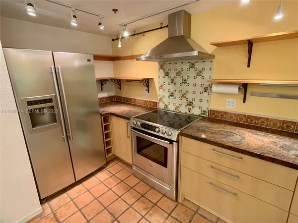 $5,800 | 1853 Jefferson Avenue, Unit 5, Miami Beach, FL 33139
