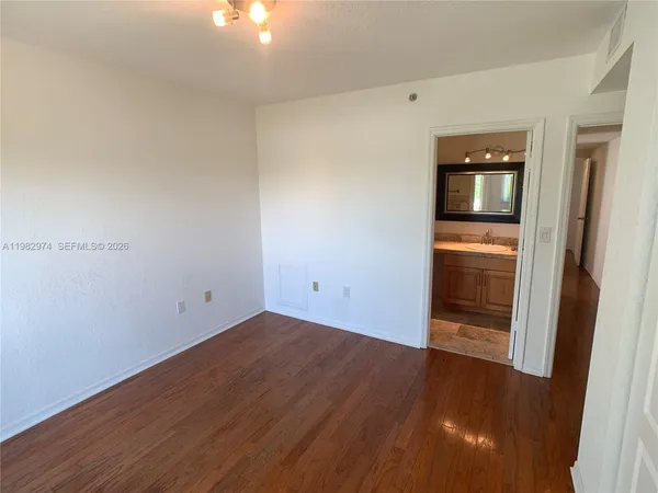 $5,800 | 1853 Jefferson Avenue, Unit 5, Miami Beach, FL 33139