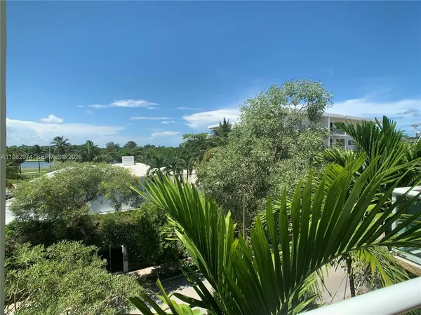$5,800 | 1853 Jefferson Avenue, Unit 5, Miami Beach, FL 33139