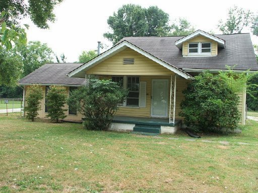 2518 Croydon Road Northwest Knoxville, TN 37921 - Photo 1 of 1 Primary Photo