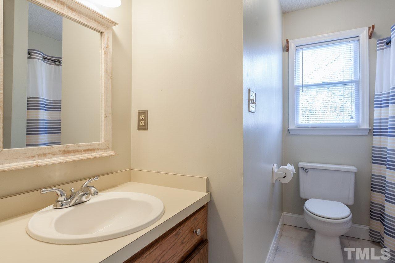 725 South Meadow Road Raleigh, NC 27603 - Photo 16 of 25