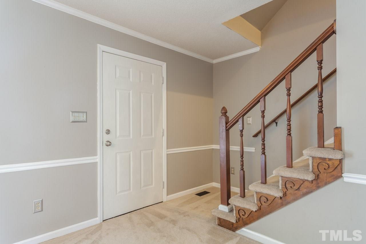 725 South Meadow Road Raleigh, NC 27603 - Photo 3 of 25