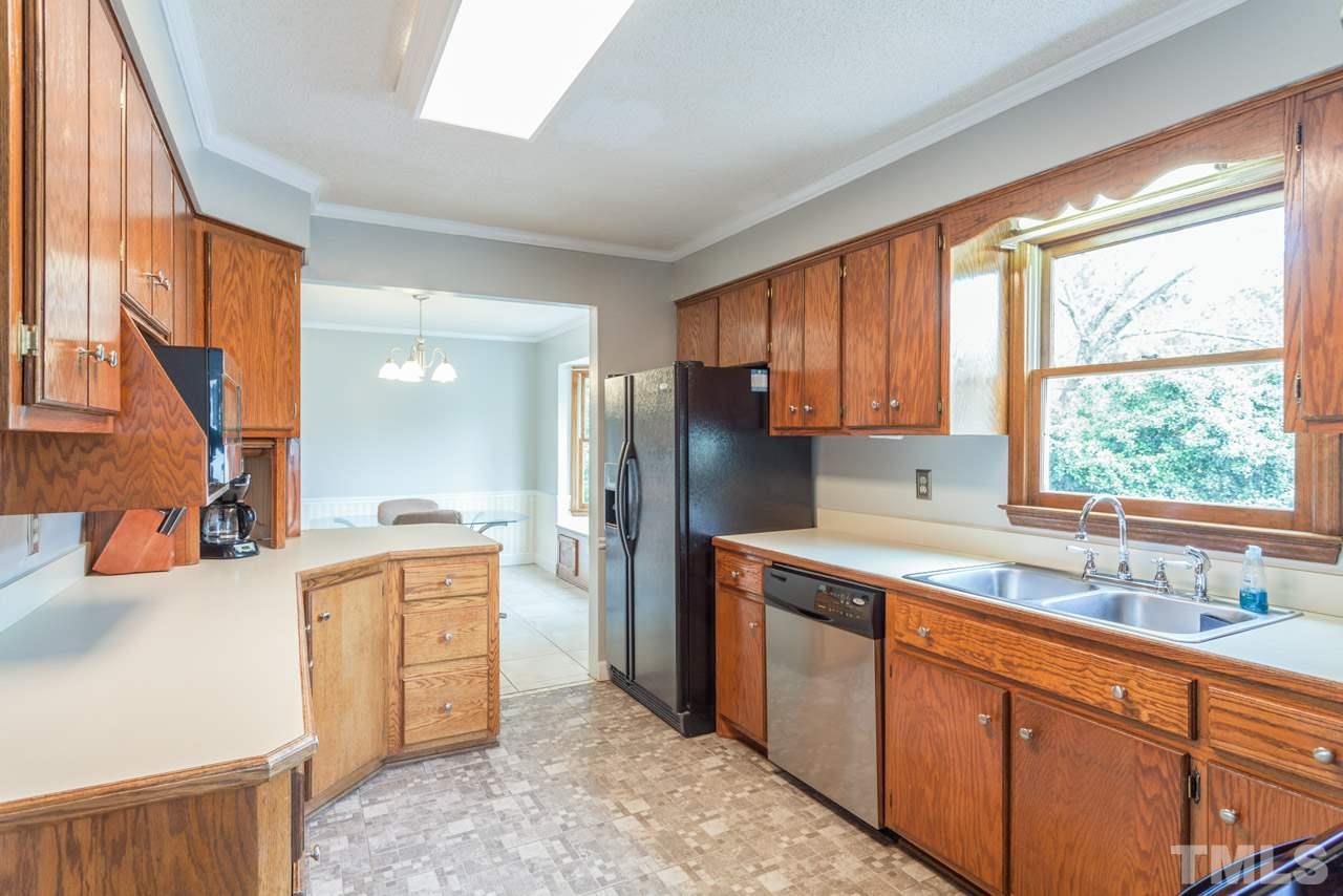 725 South Meadow Road Raleigh, NC 27603 - Photo 9 of 25