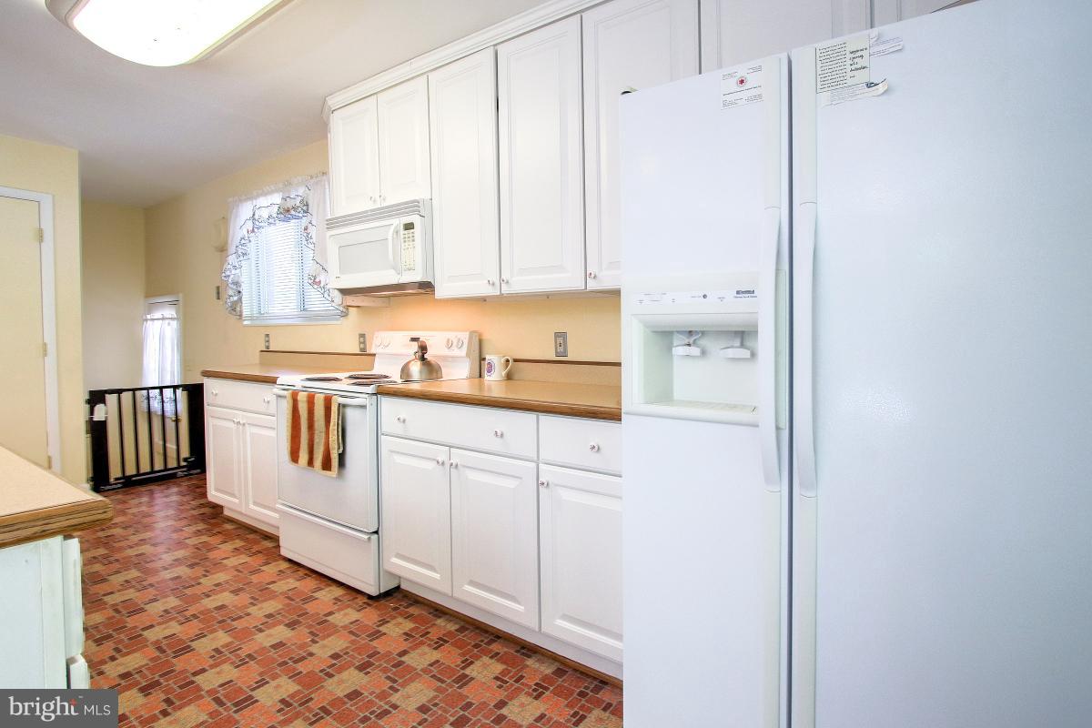 11701 Charles Road Silver Spring, MD 20906 - Photo 14 of 26 Kitchen