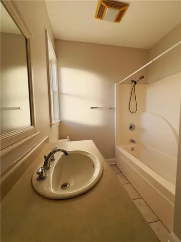 $1,950 | 5007 Towering Oaks Avenue, Marrero, LA 70072