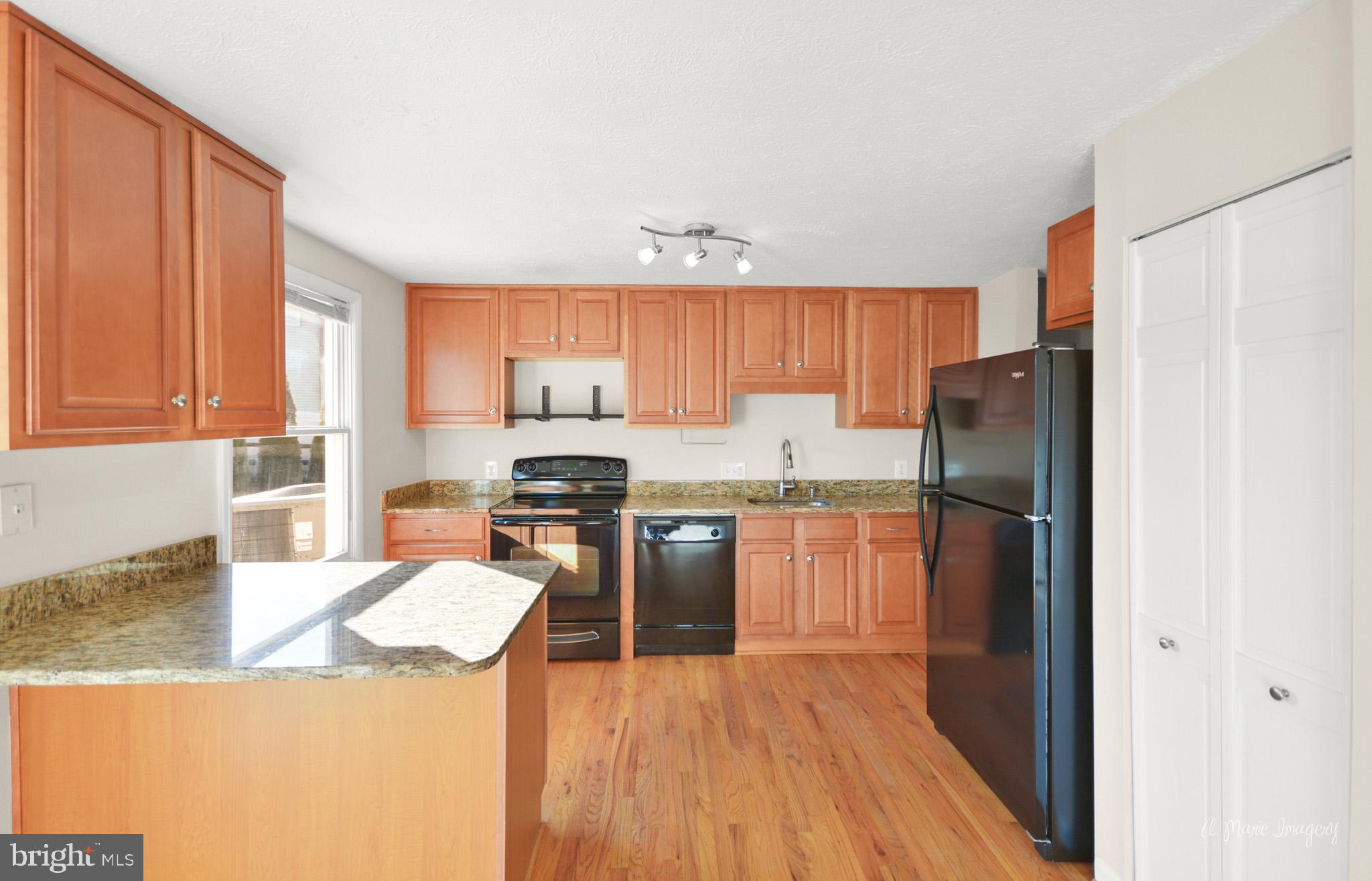 4301 Zircon Road Middletown, MD 21769 - Photo 5 of 41