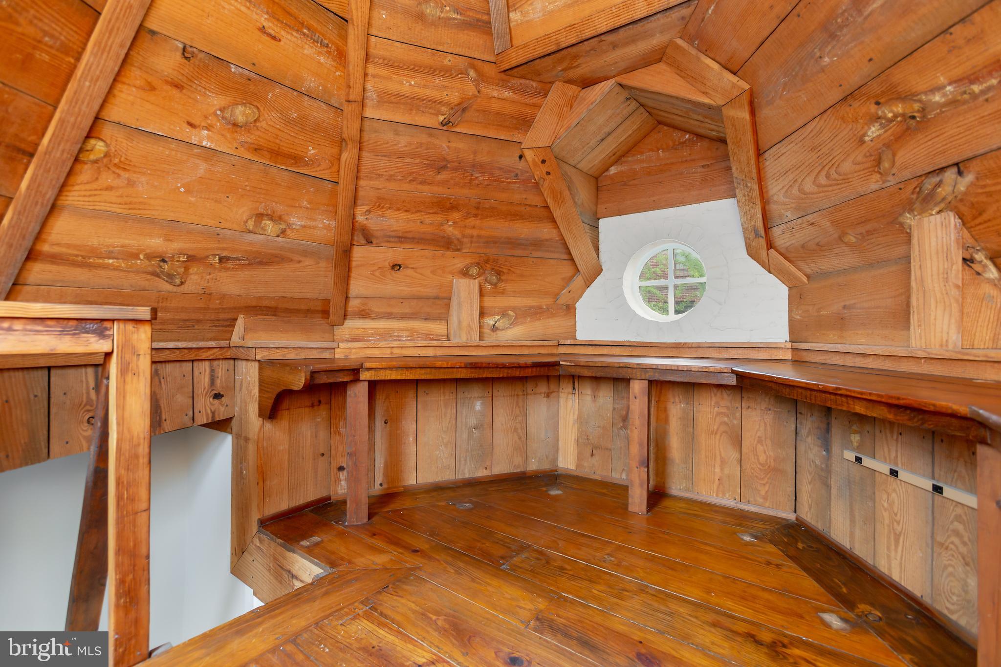 1762 Corcoran Street Northwest, Unit 4 Washington, DC 20009 - Photo 11 of 24 Cupola hideaway