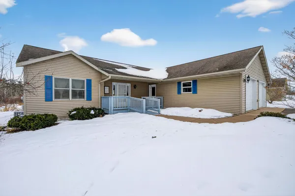 $369,000 | 1655 Danis Way, Cumberland, WI 54829