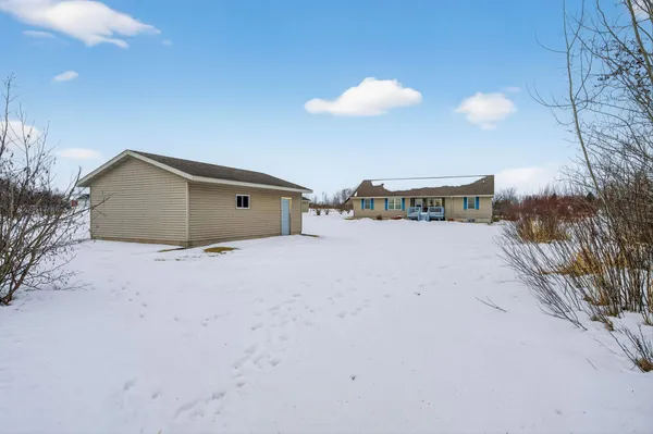 $369,000 | 1655 Danis Way, Cumberland, WI 54829