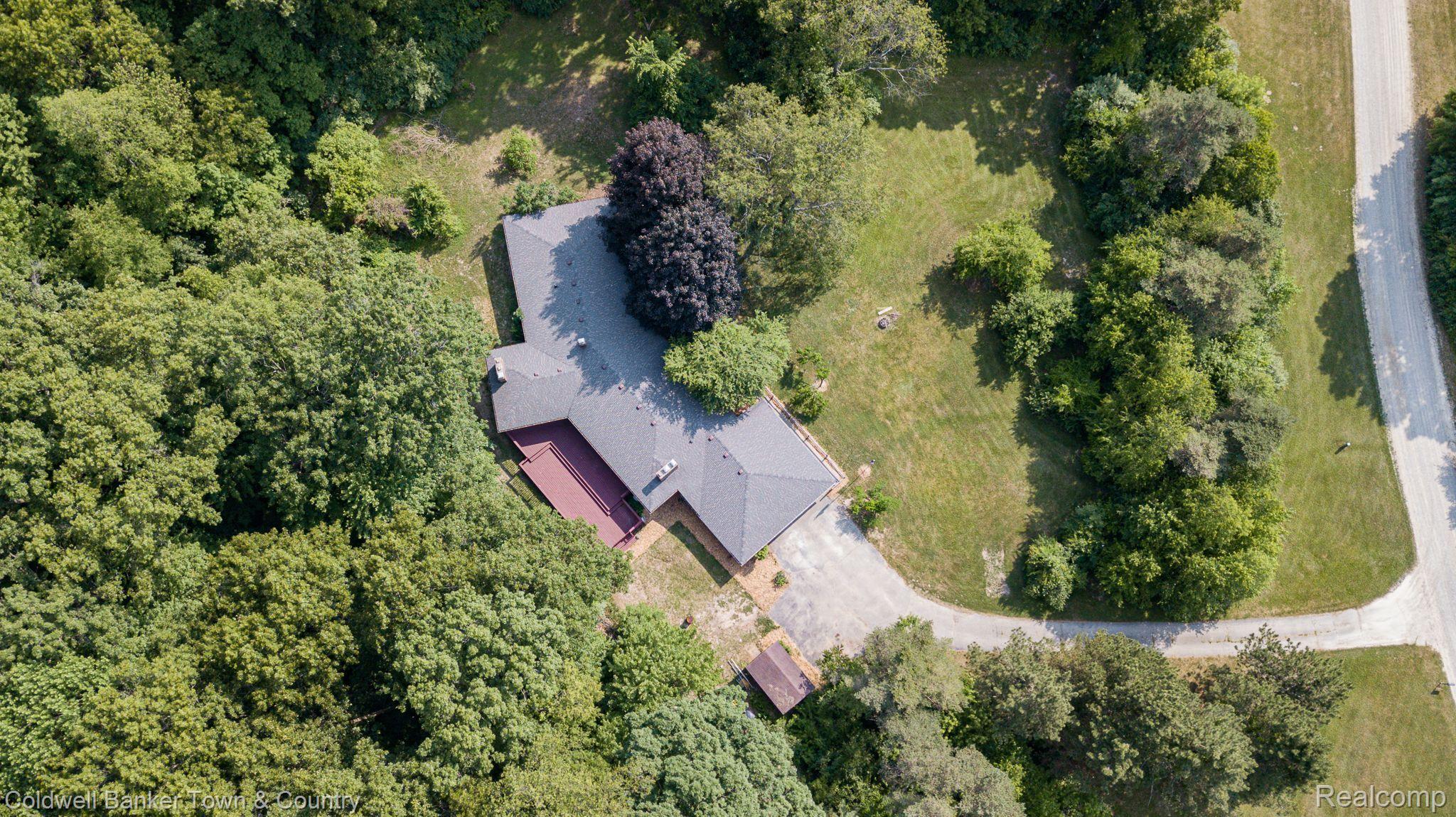 2145 Hidden Valley Howell, MI 48843 - Photo 55 of 59 Gallery Image 55