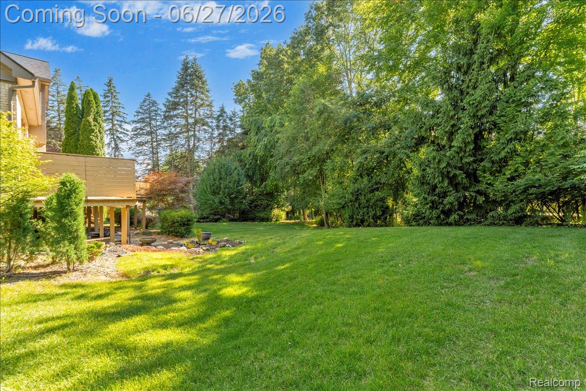 1781 Westridge Drive Rochester, MI 48306 - Photo 6 of 56 53-1781 Westridge Dr_52.jpg