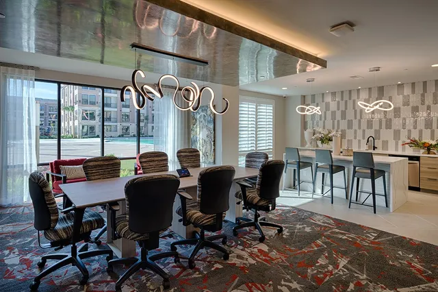 $1,255 | 15915 Kingfield Drive, Unit 1424, Houston, TX 77084