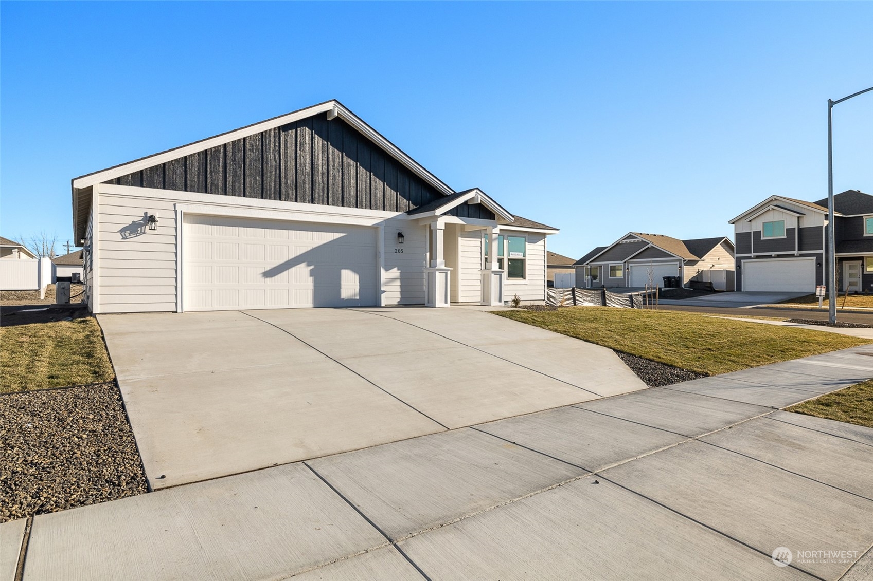 205 North Sandy Loop Moses Lake, WA 98837 - Photo 19 of 31