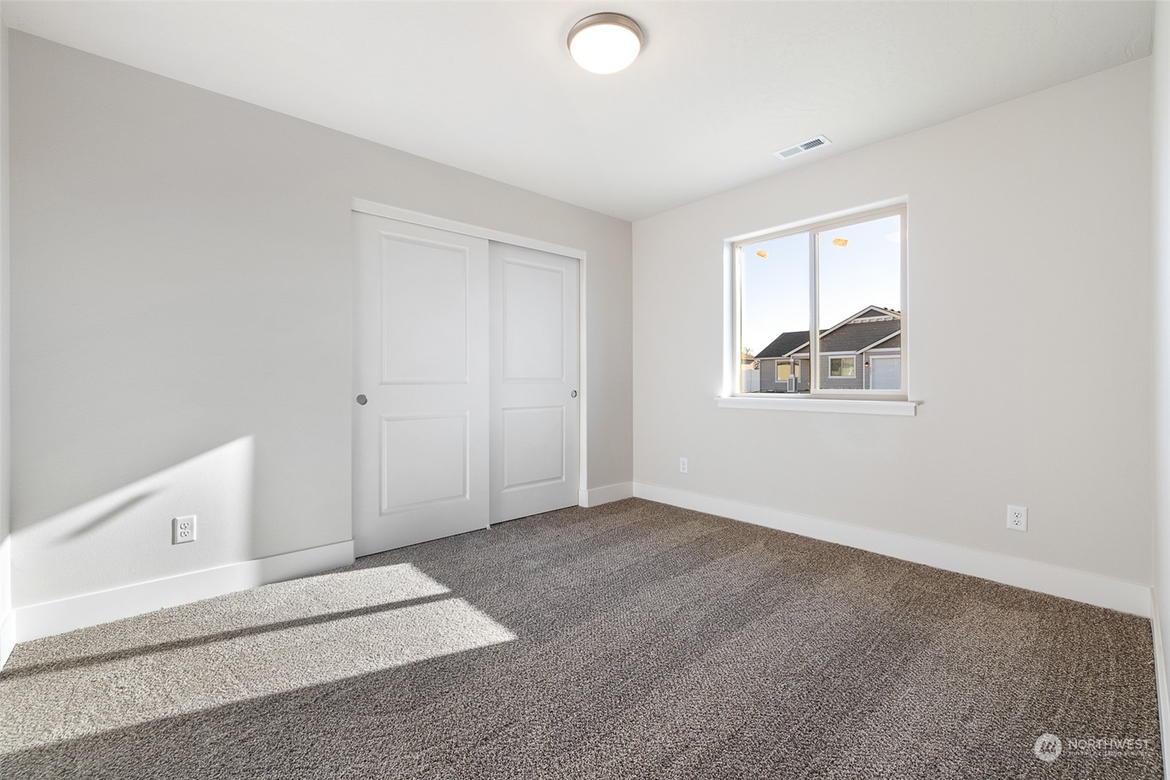 205 North Sandy Loop Moses Lake, WA 98837 - Photo 7 of 31