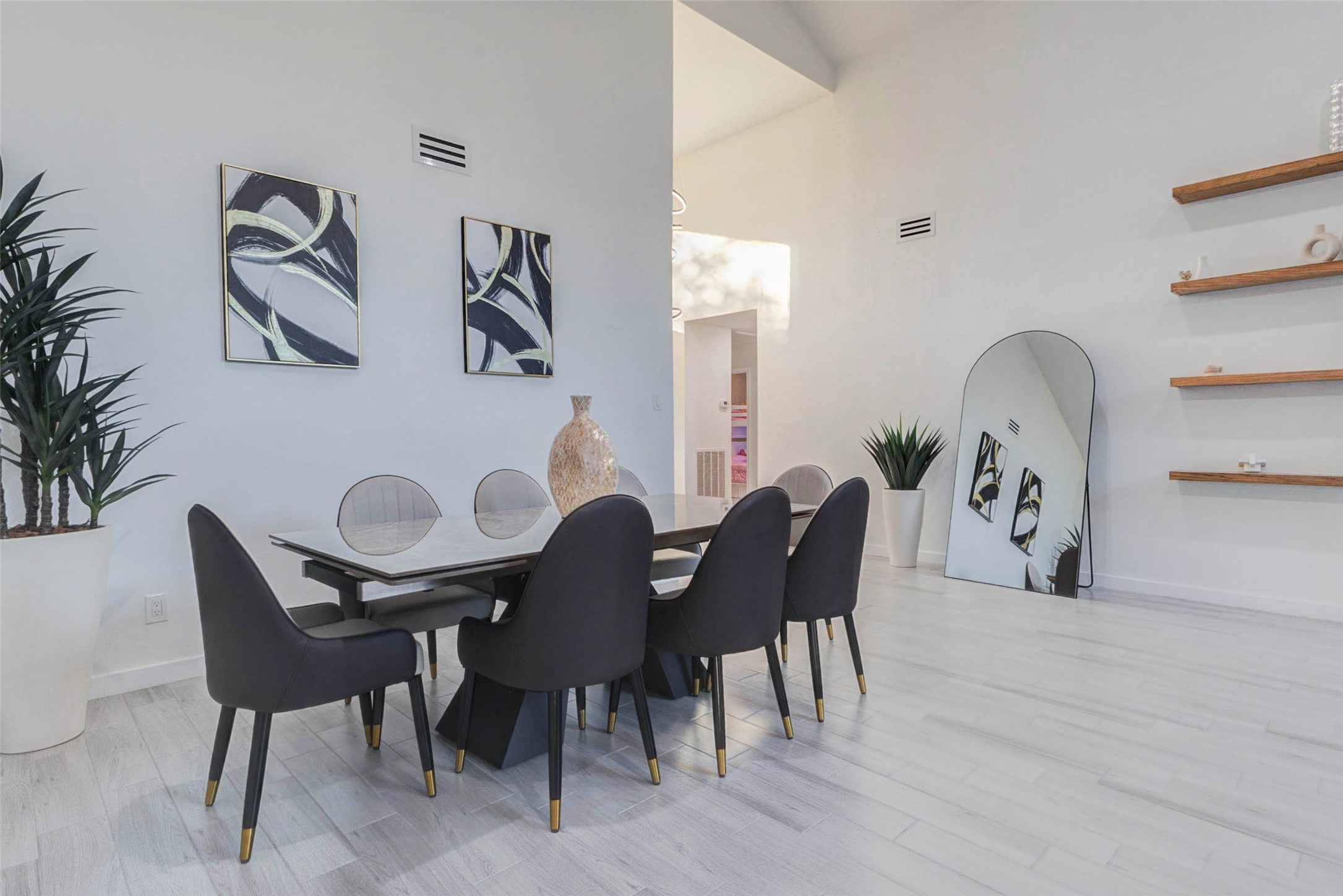 2223 Foreland Drive Houston, TX 77077 - Photo 18 of 39 a view of a table and chairs in patio