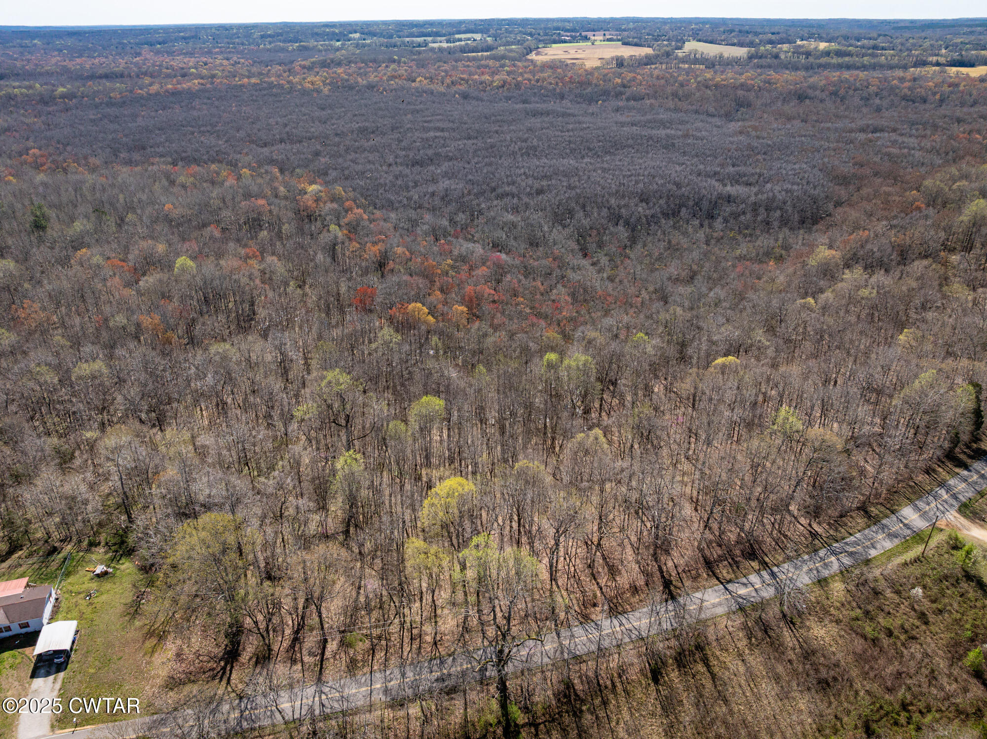 a view of an outdoor space